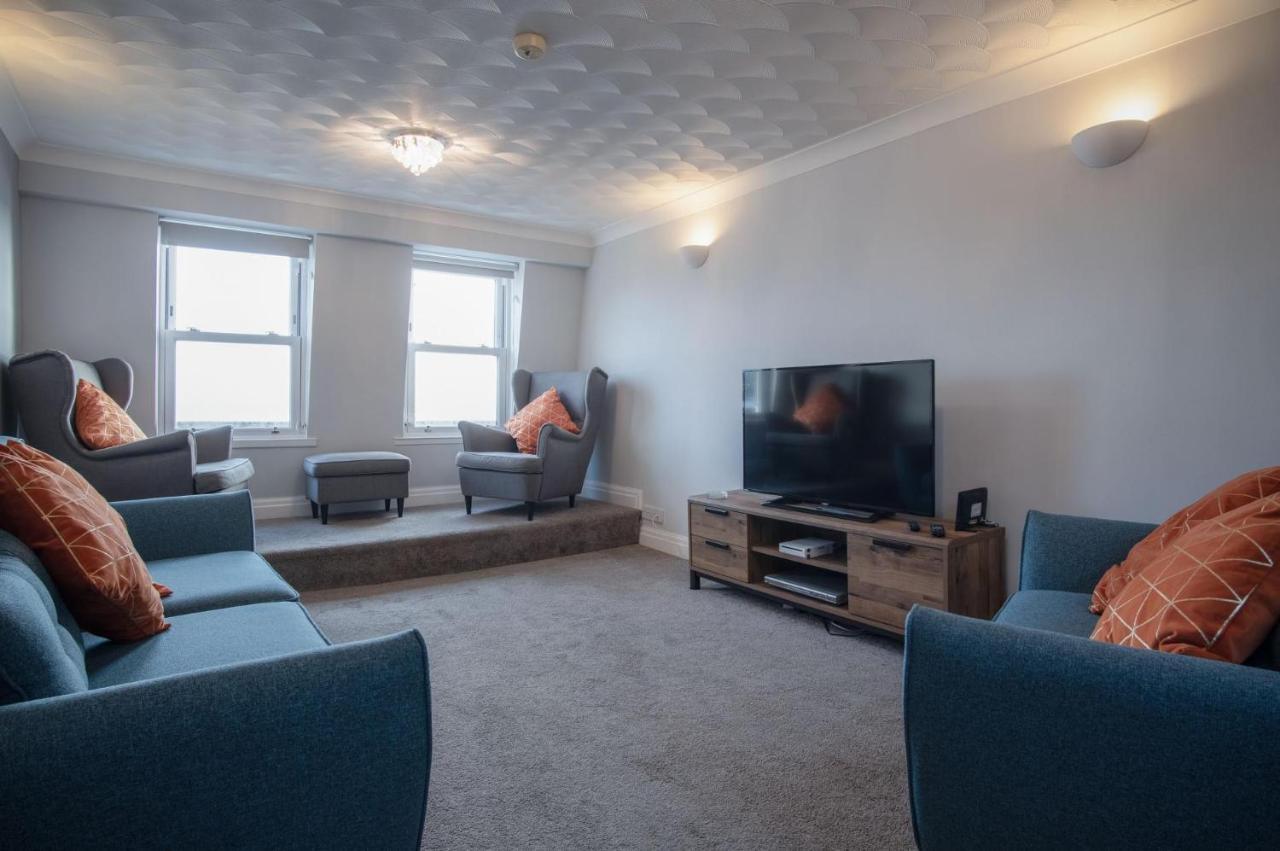 North Beach Heights - 2 Bedroom Penthouse - Tenby Exteriör bild